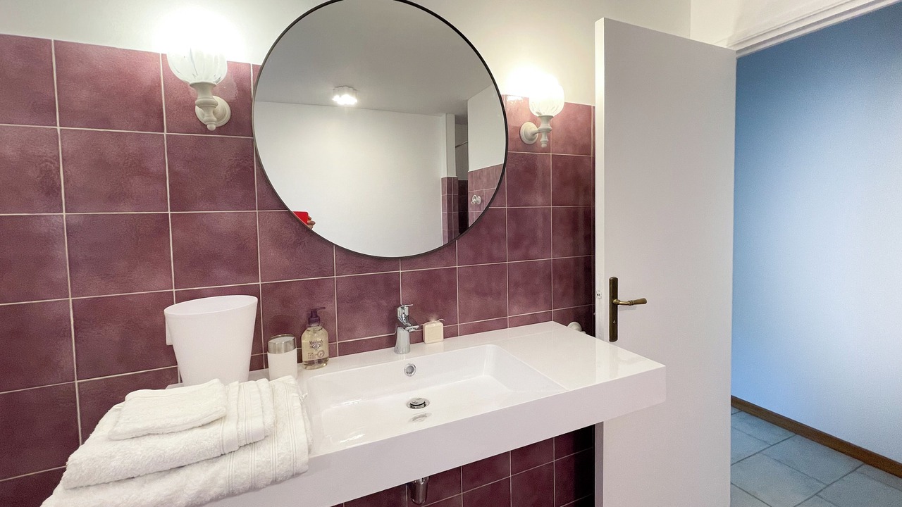 Photo of Bathroom in Lattes