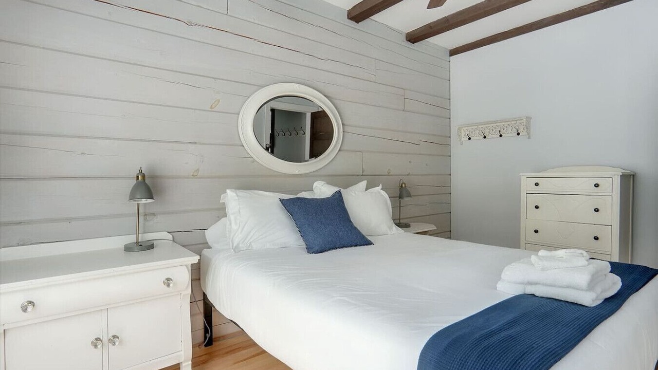 Photo of Bedroom in Pontiac