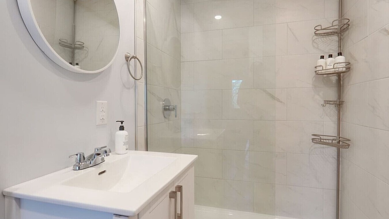 Photo of Bathroom in Pontiac