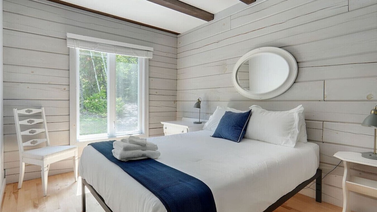 Photo of Bedroom in Pontiac