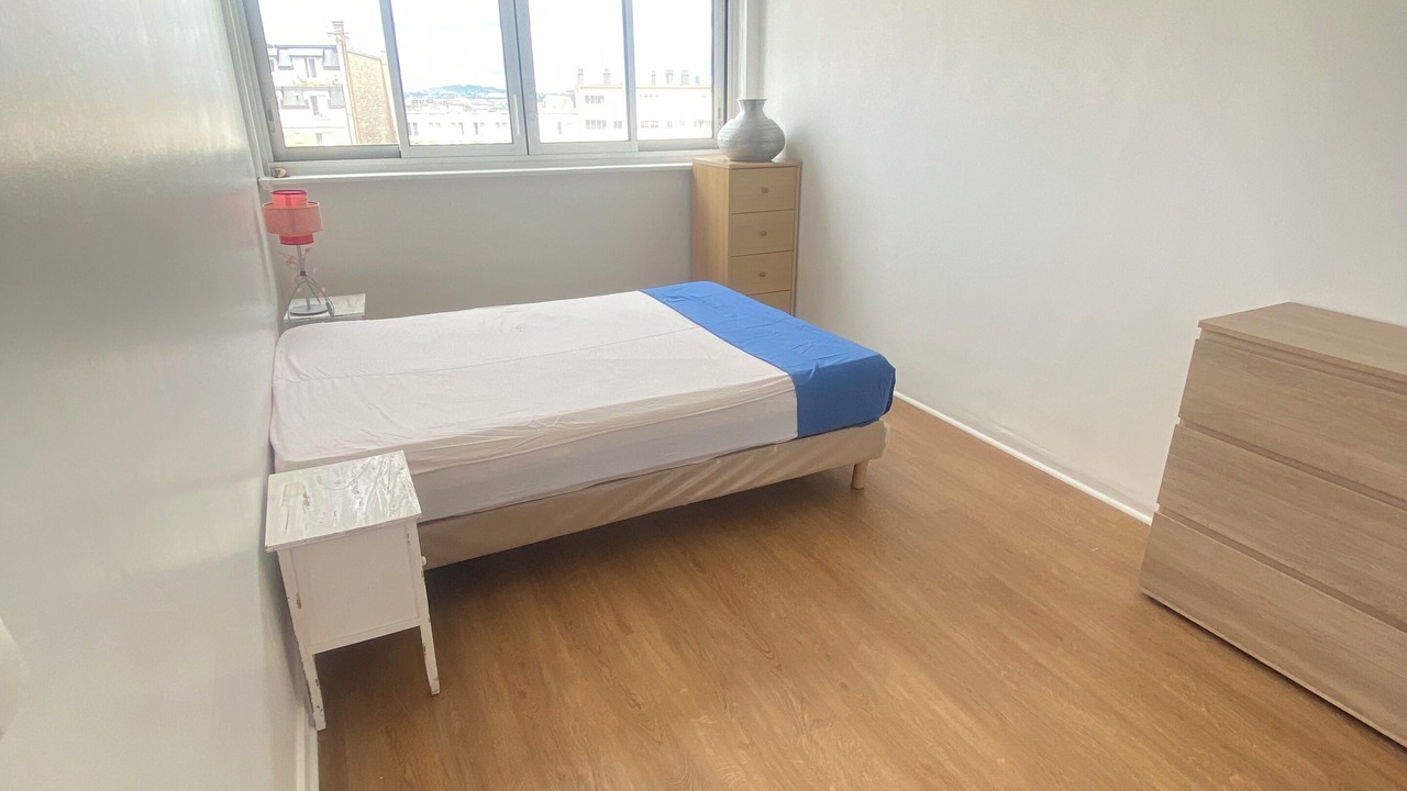 Photo of Bedroom in Vanves