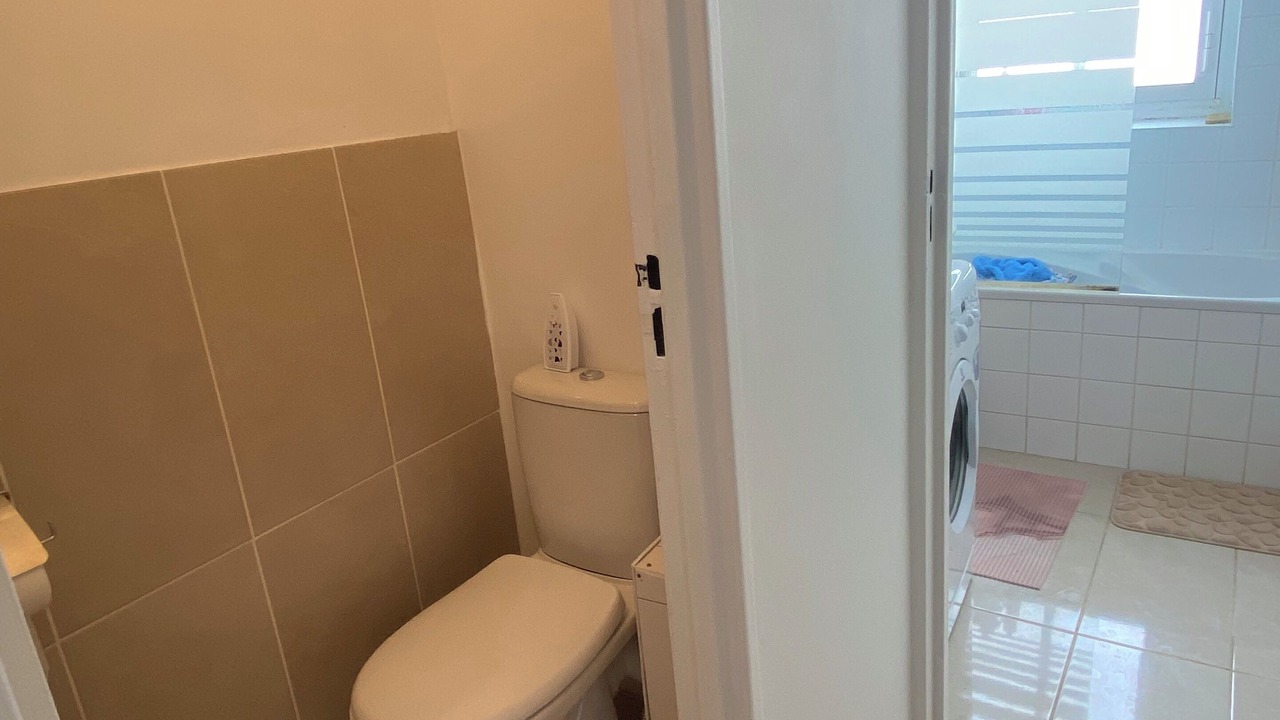 Photo of Bathroom in Vanves