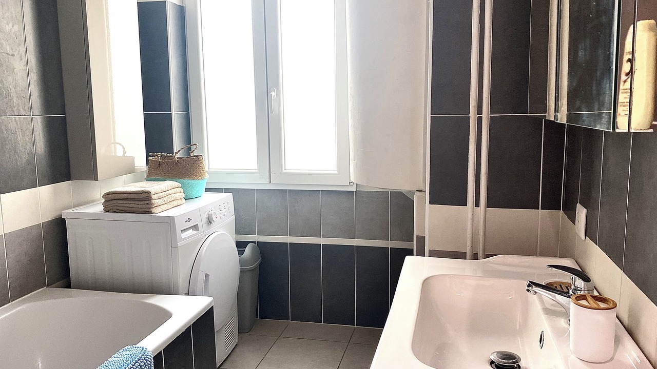 Photo of Bathroom in Lemasson