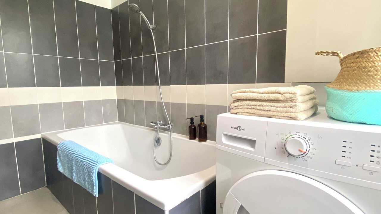 Photo of Bathroom in Lemasson