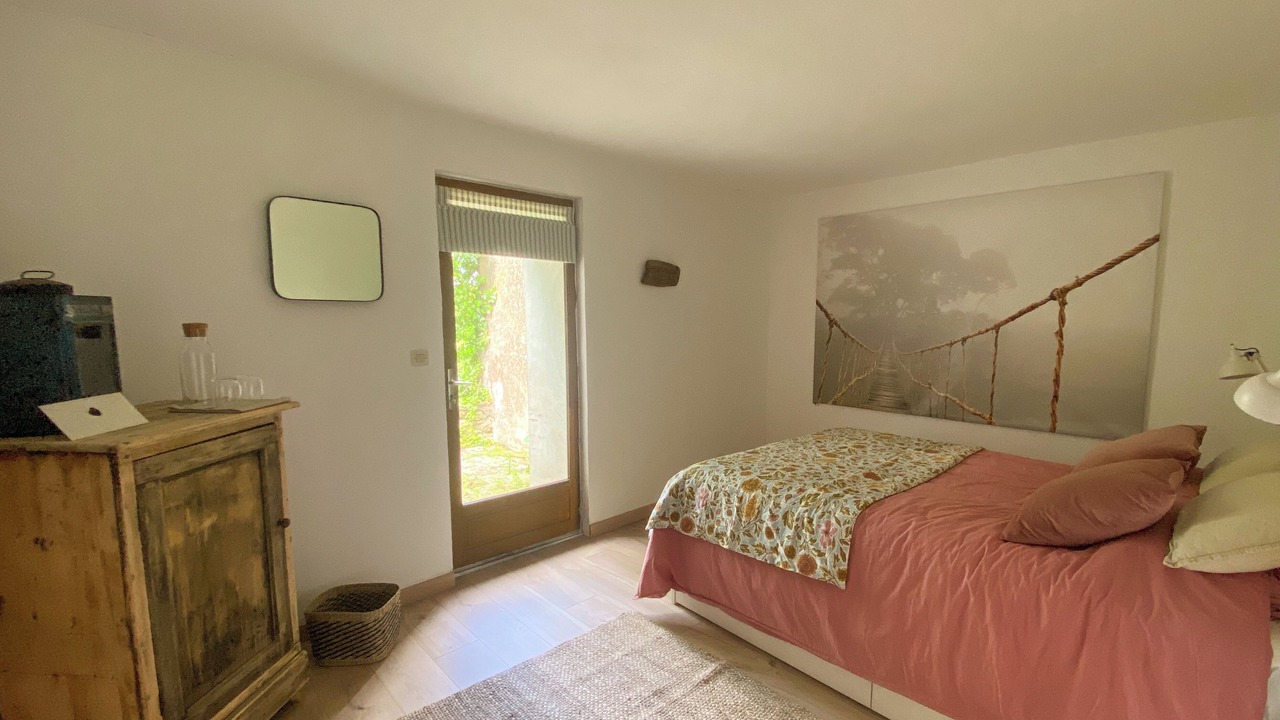 Photo of Bedroom in Villeneuve-la-Comptal