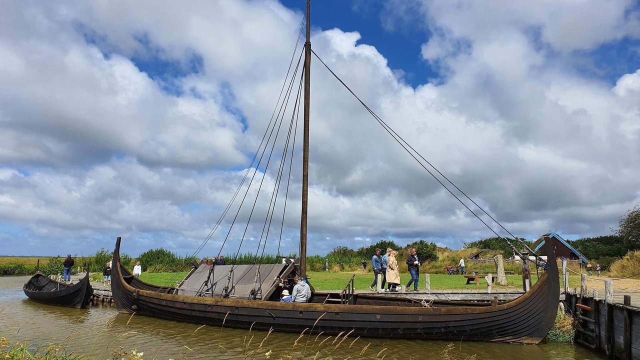 Photo of Others in Skaven Strand