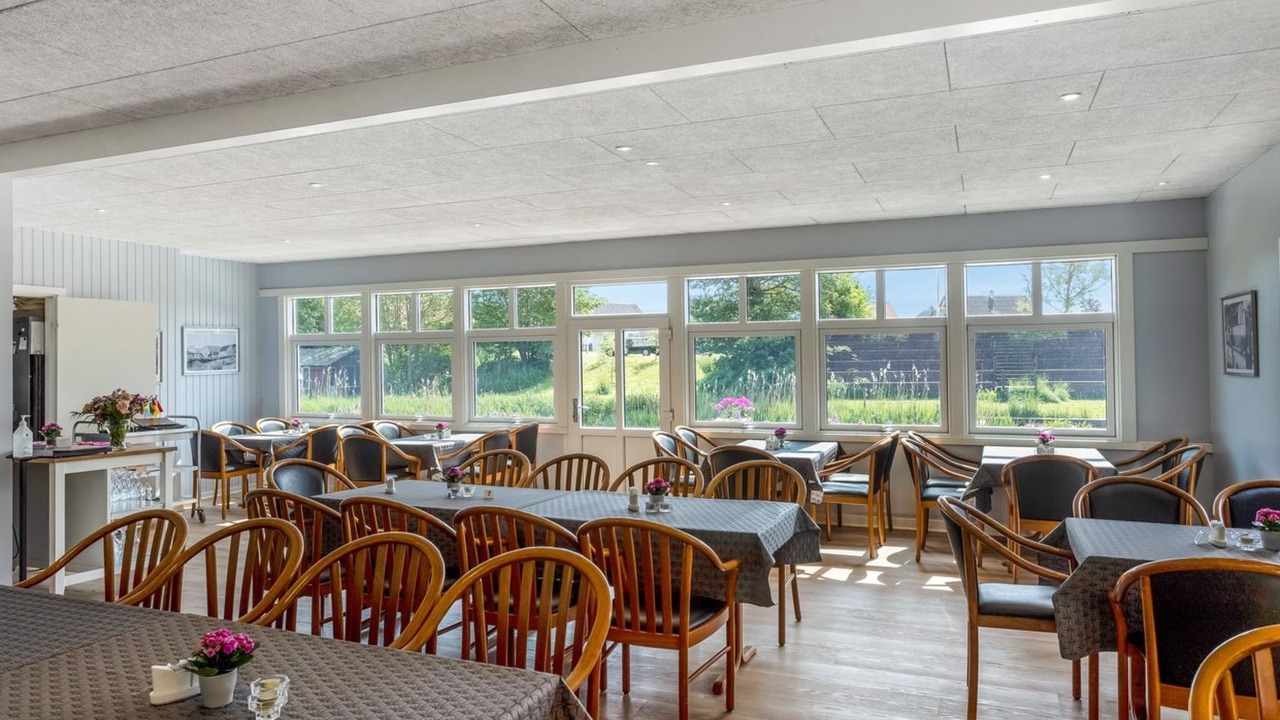 Photo of Others in Voersaa