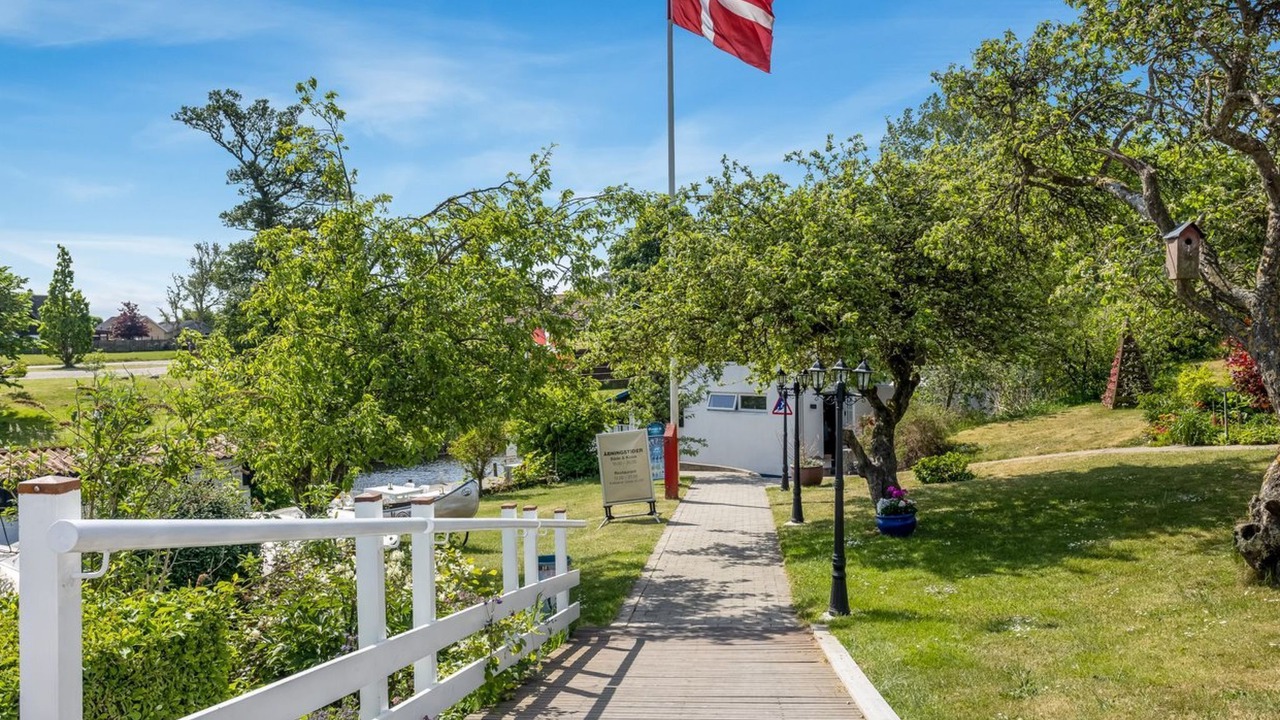 Photo of Others in Voersaa