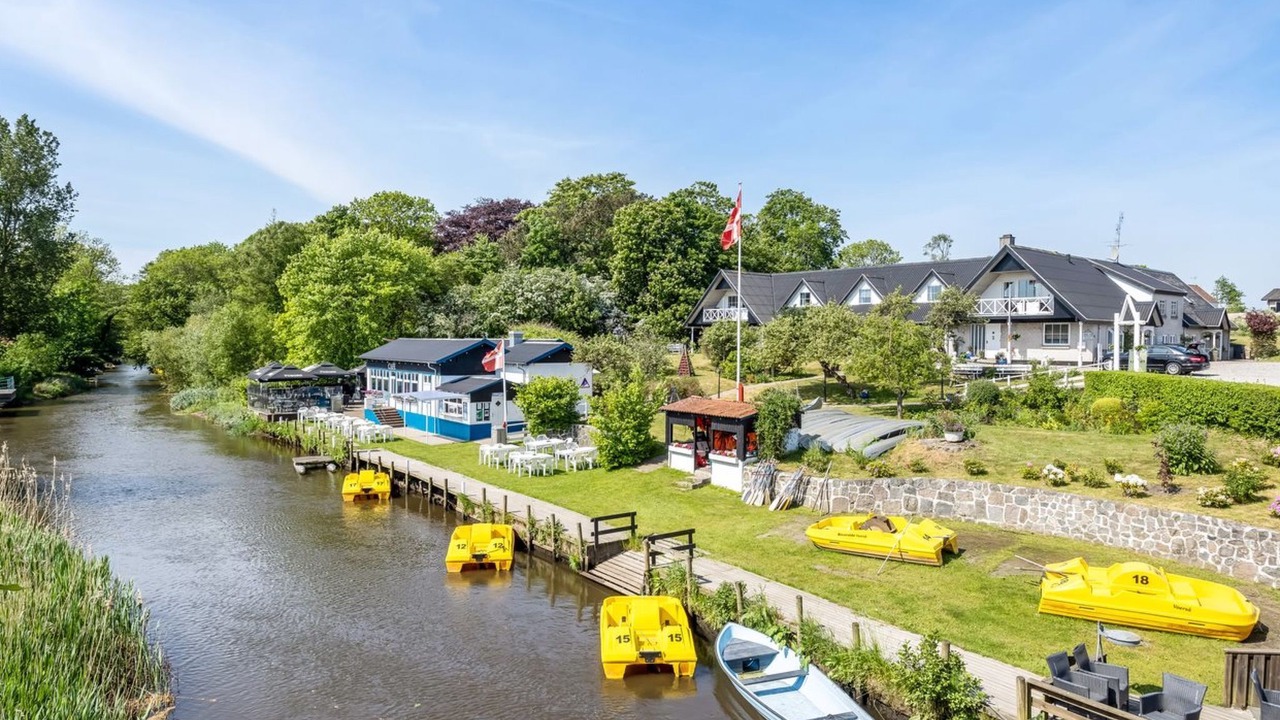 Photo of Others in Voersaa