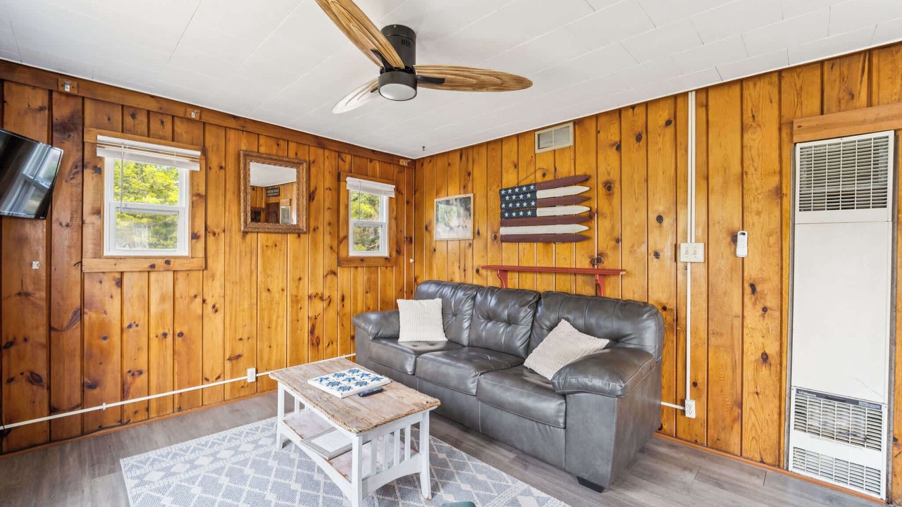 Photo of Livingroom in Oscoda