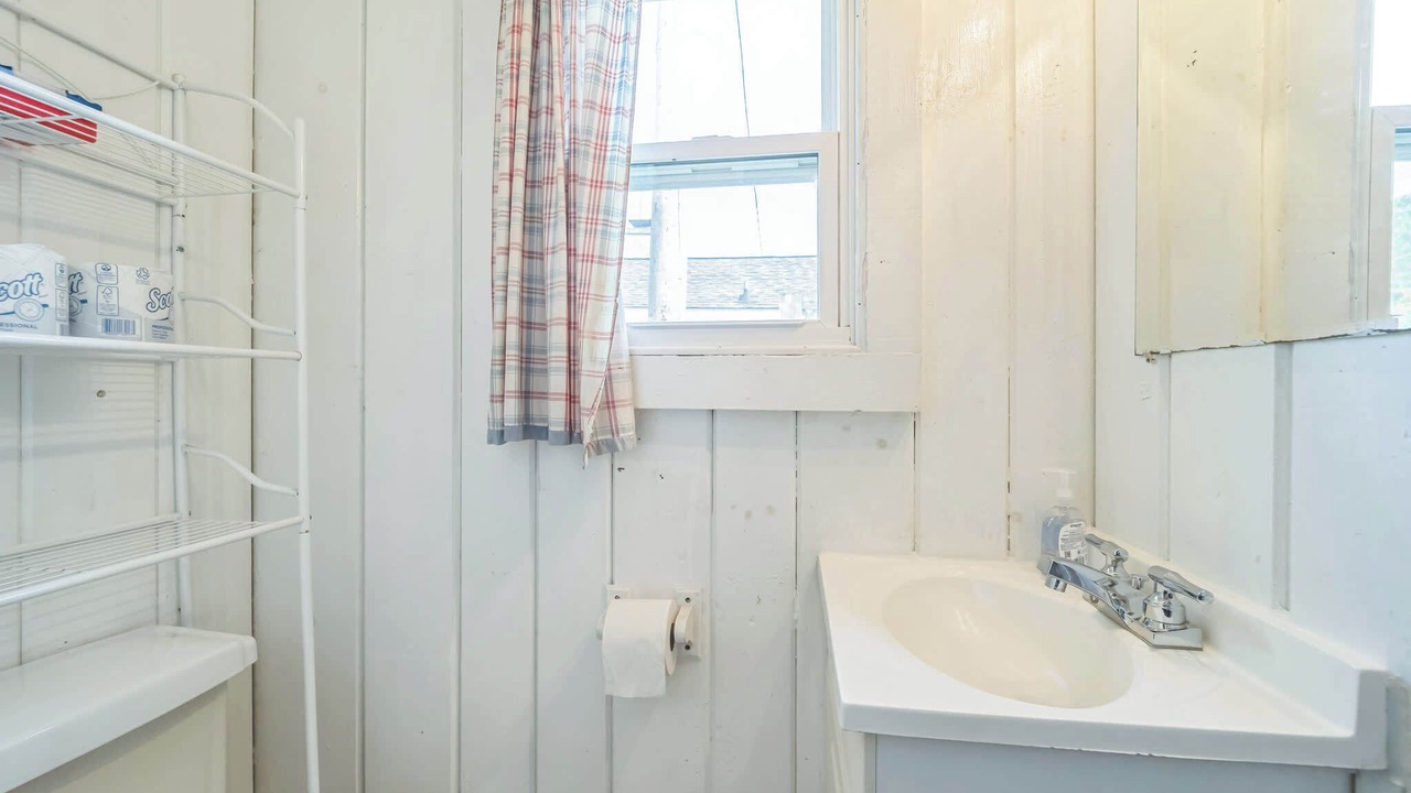 Photo of Bathroom in Oscoda