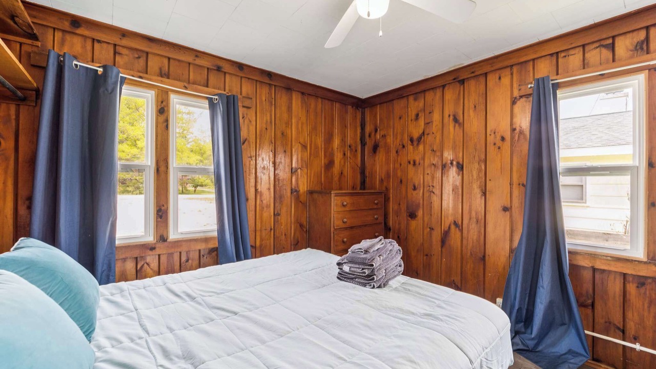 Photo of Bedroom in Oscoda
