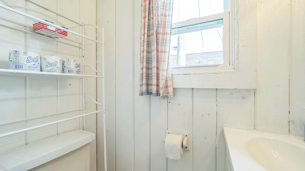 Photo of Bathroom in Oscoda