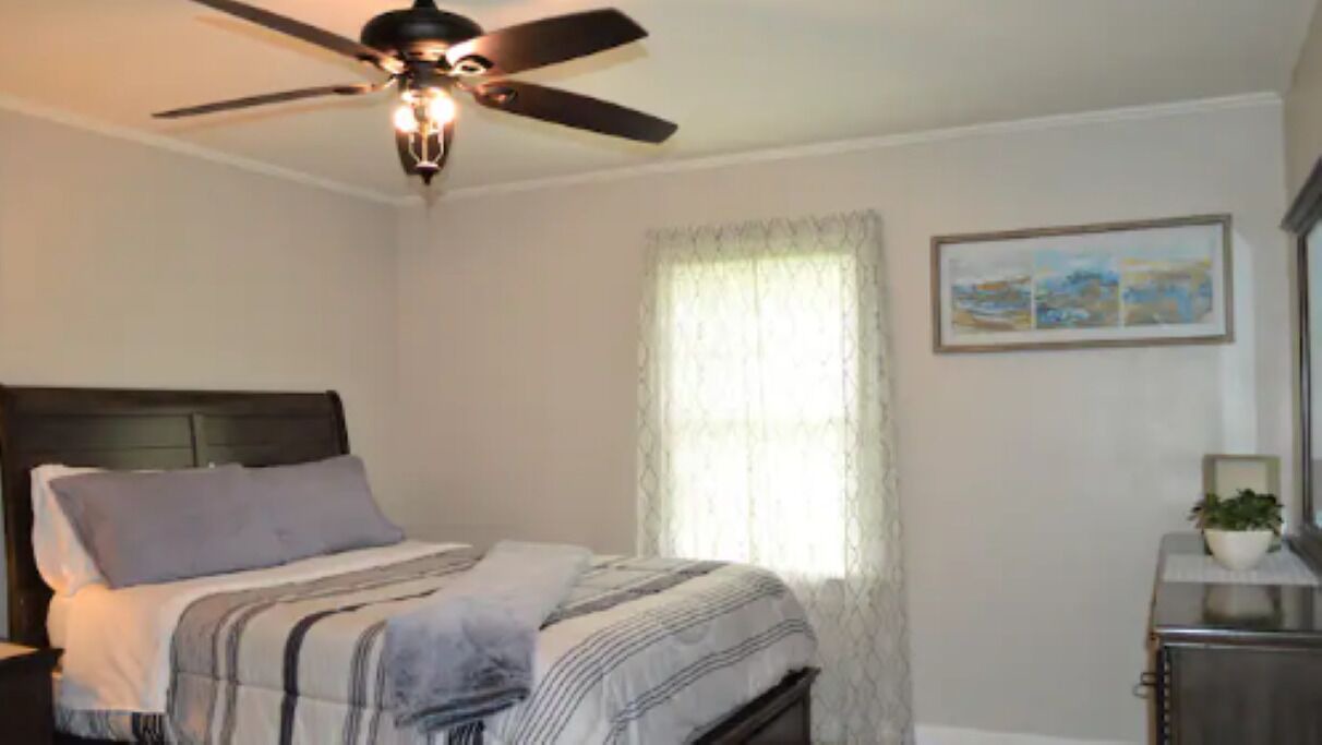 Photo of Bedroom in Hattiesburg