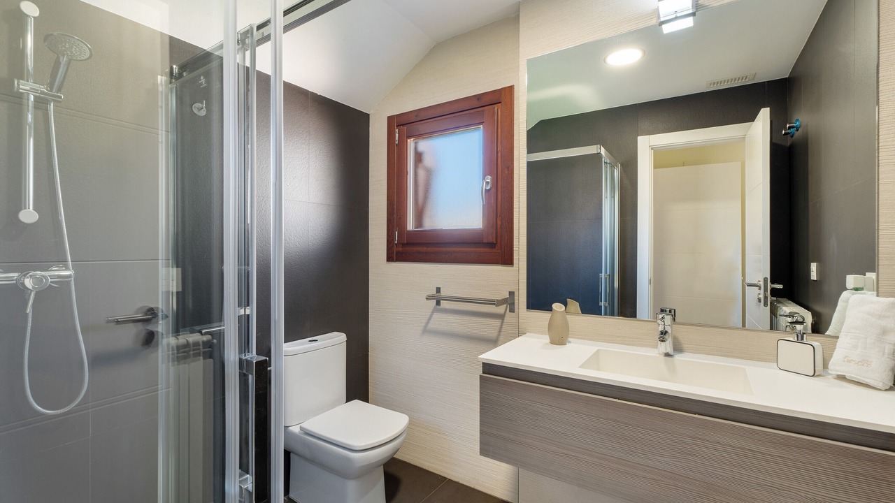 Photo of Bathroom in Gavin