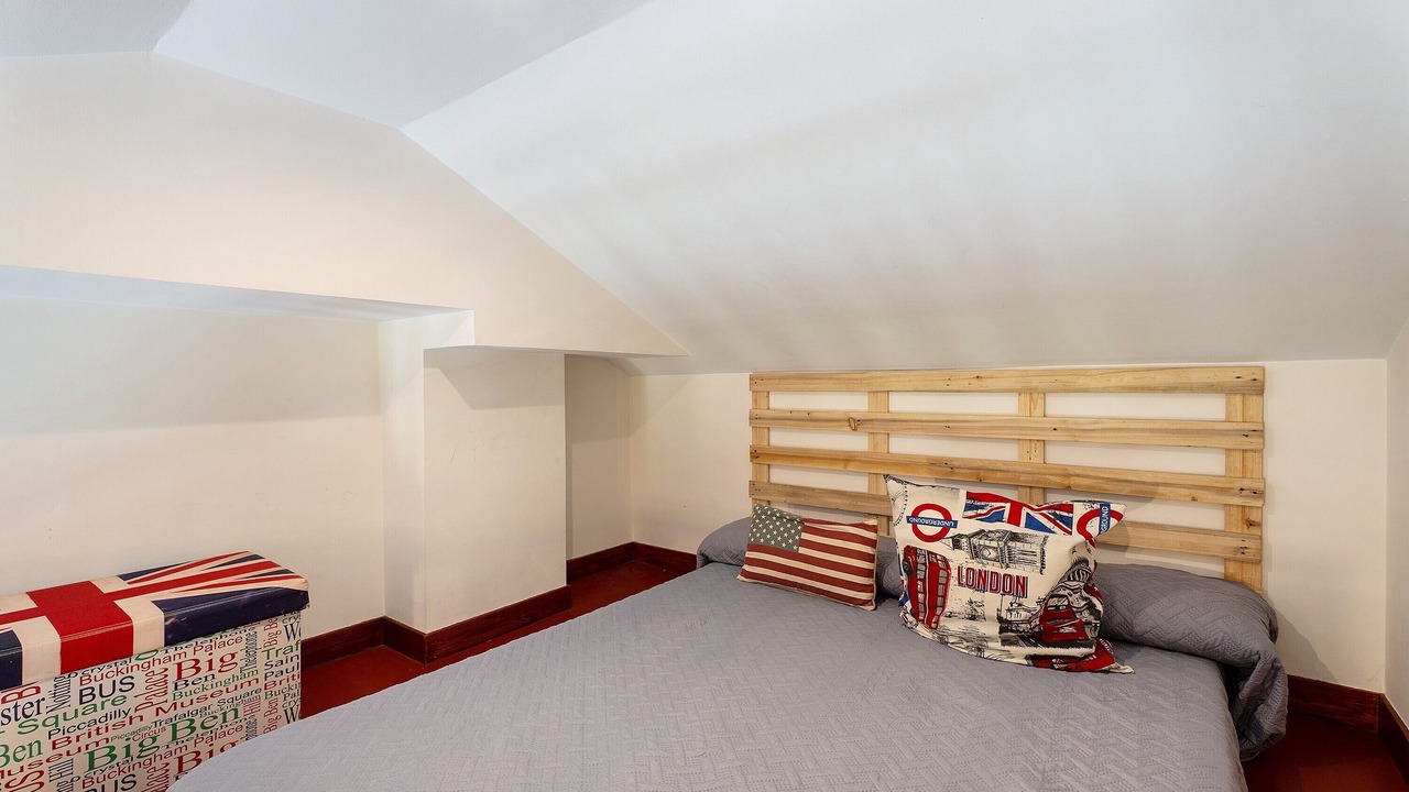 Photo of Bedroom in Gavin