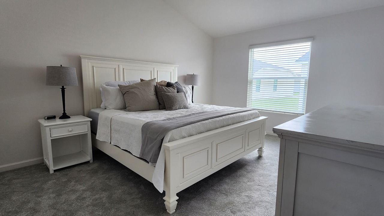 Photo of Bedroom in Okahumpka