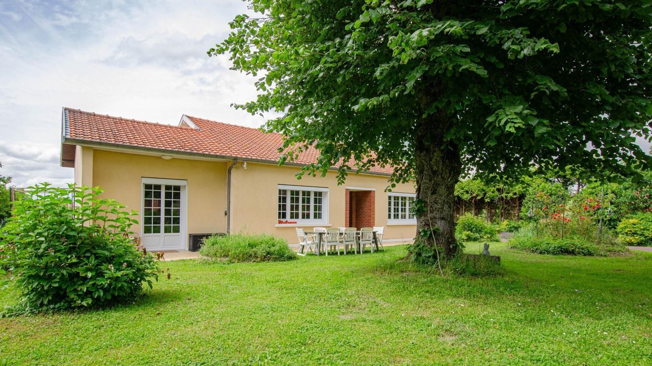 Photo of Outdoor in Rouilly-Sacey