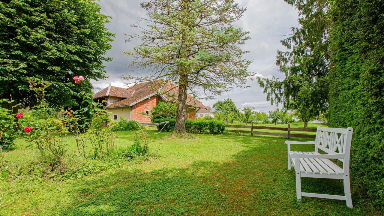 Photo of Outdoor in Rouilly-Sacey