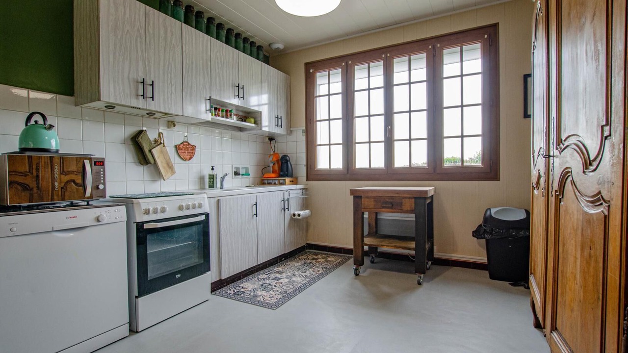 Photo of Kitchen in Rouilly-Sacey
