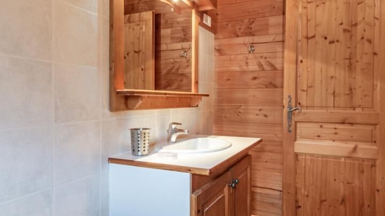 Photo of Bathroom in Les Bottieres