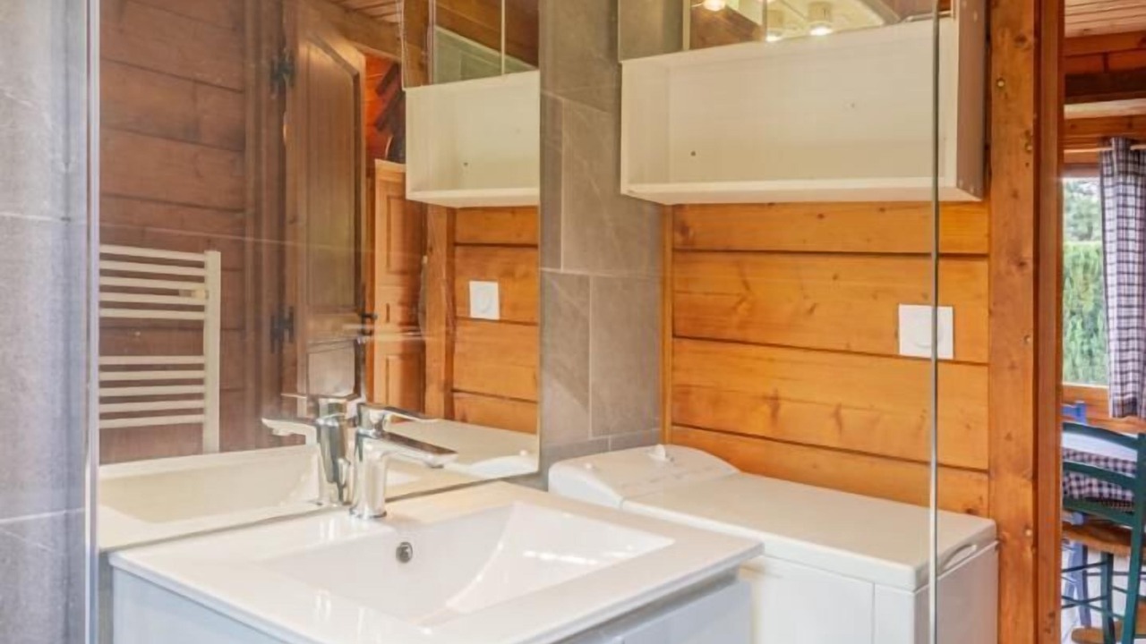 Photo of Bathroom in Les Bottieres