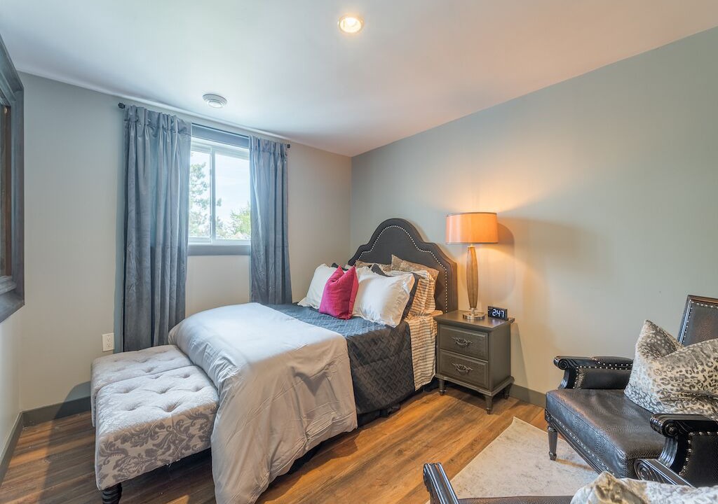 Photo of Bedroom in Greater Napanee