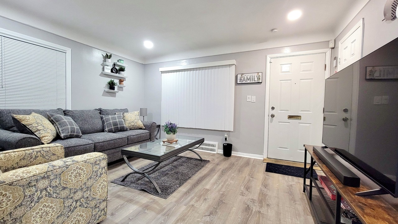 Photo of Livingroom in Detroit