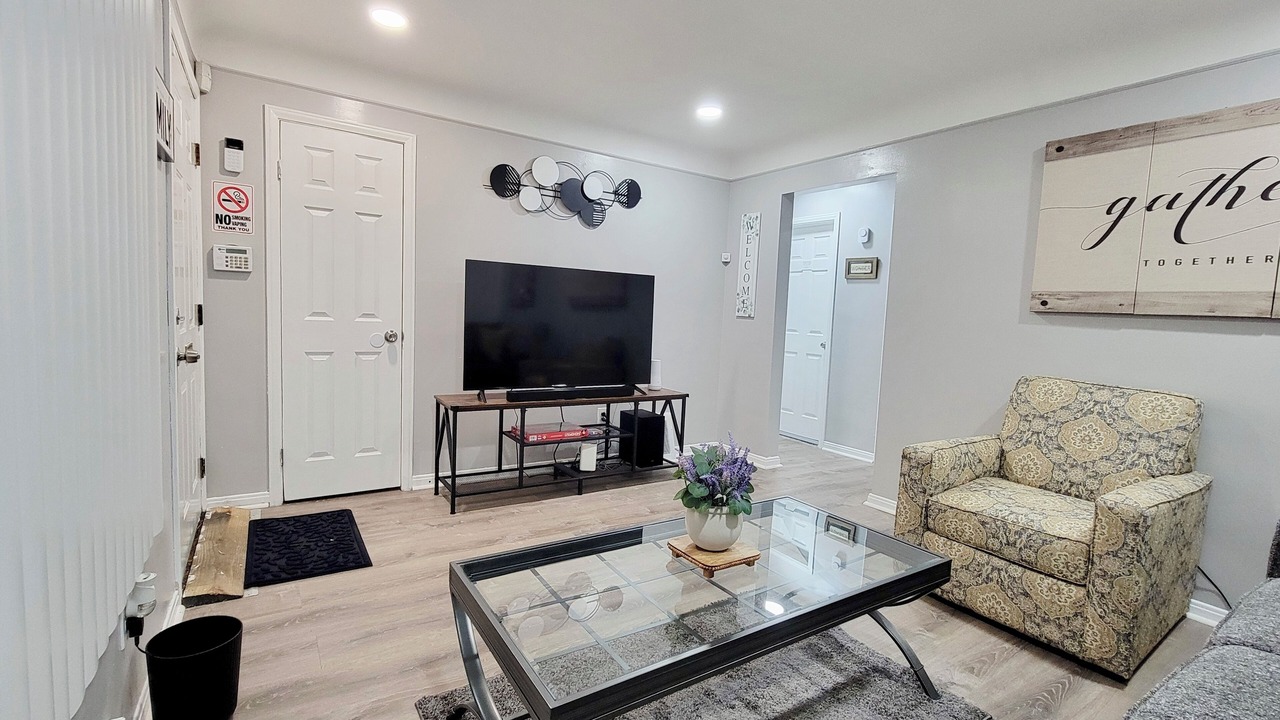 Photo of Livingroom in Detroit