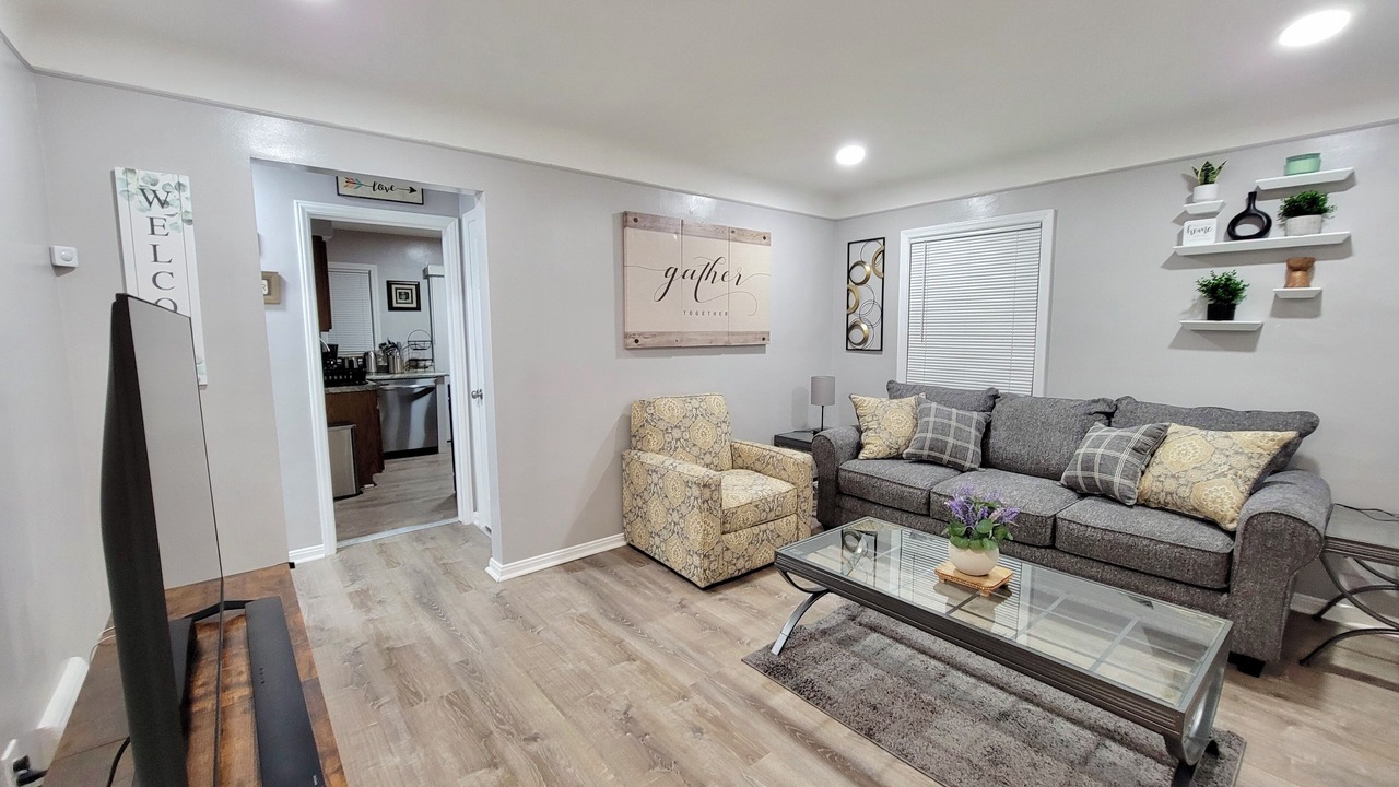 Photo of Livingroom in Detroit