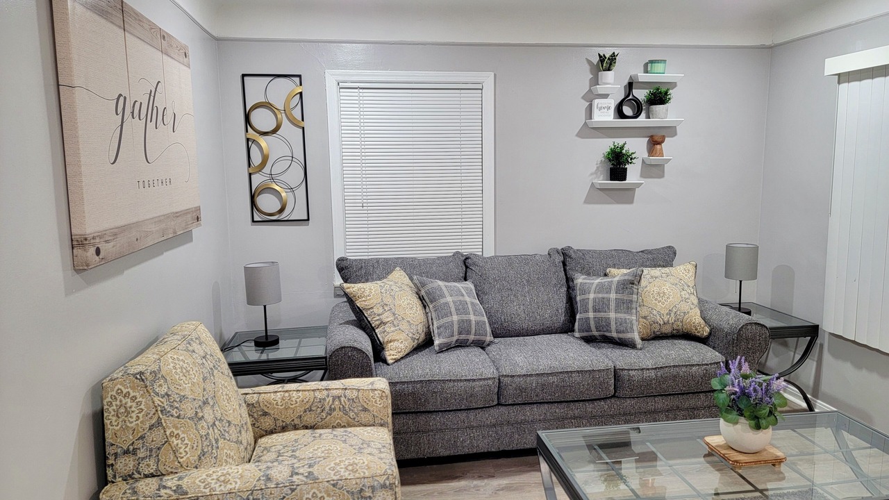 Photo of Livingroom in Detroit