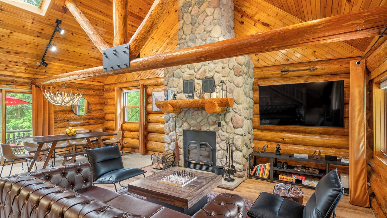 Photo of Livingroom in Cherry Valley