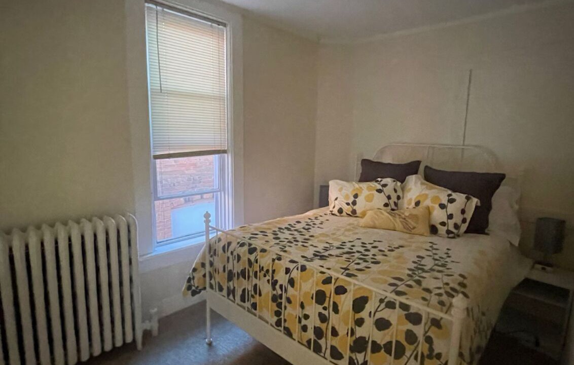 Photo of Bedroom in Nauvoo
