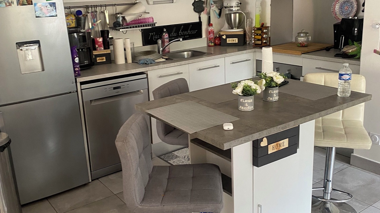 Photo of Kitchen in Antigone