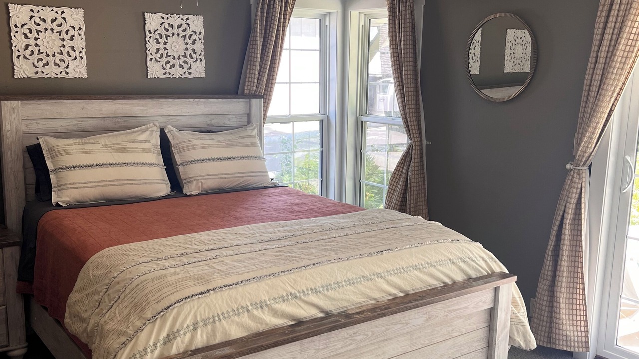Photo of Bedroom in Spirit Lake