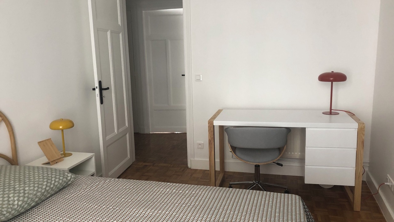 Photo of Bedroom in Saint-Fargeau