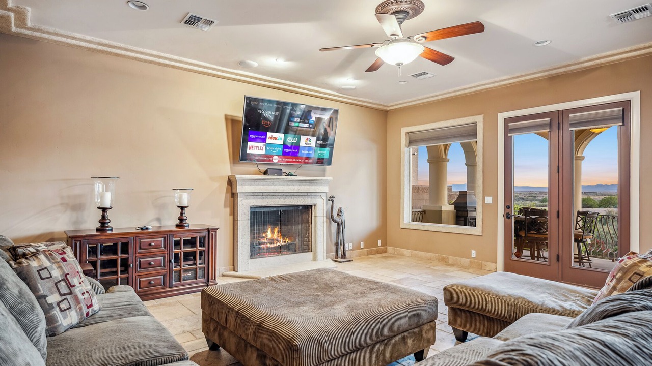 Photo of Livingroom in Bullhead City