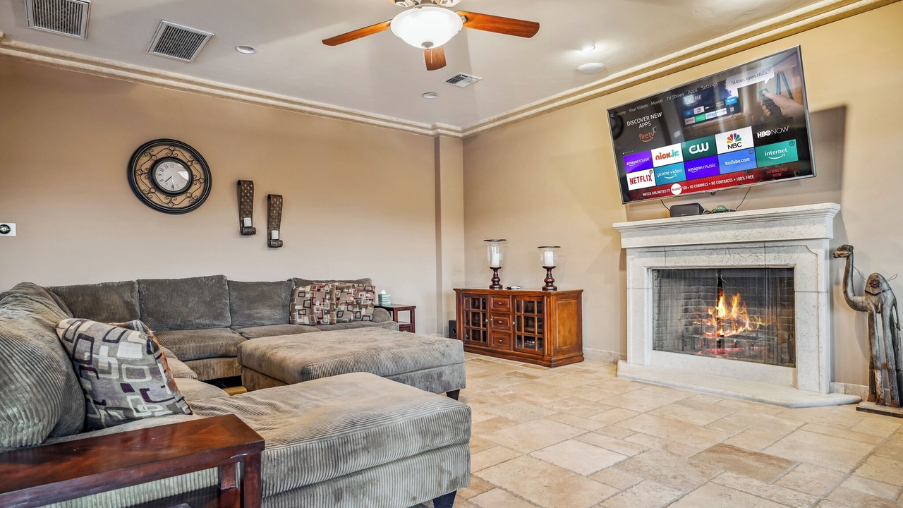 Photo of Livingroom in Bullhead City