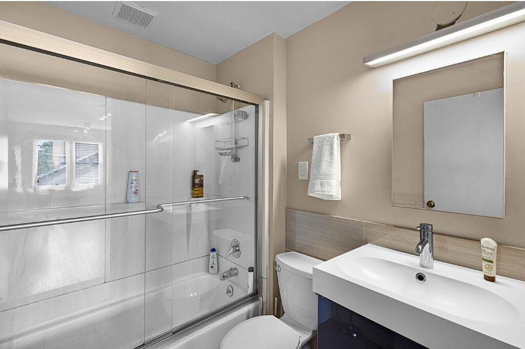 Photo of Bathroom in Royal Oak