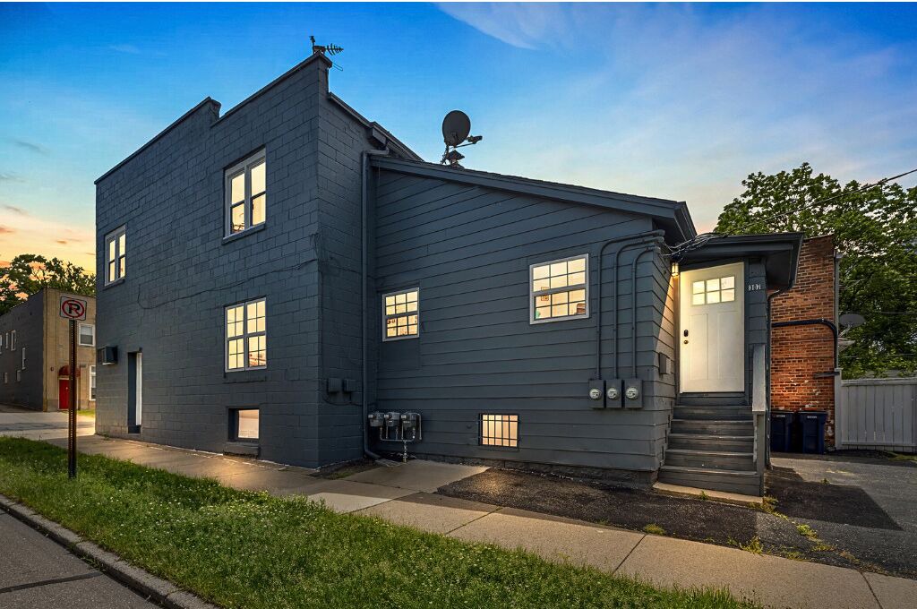 Photo of Outdoor in Royal Oak