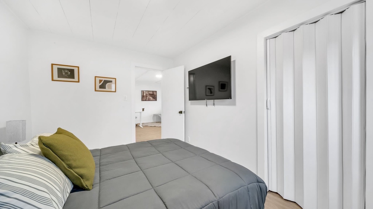 Photo of Bedroom in LaSalle