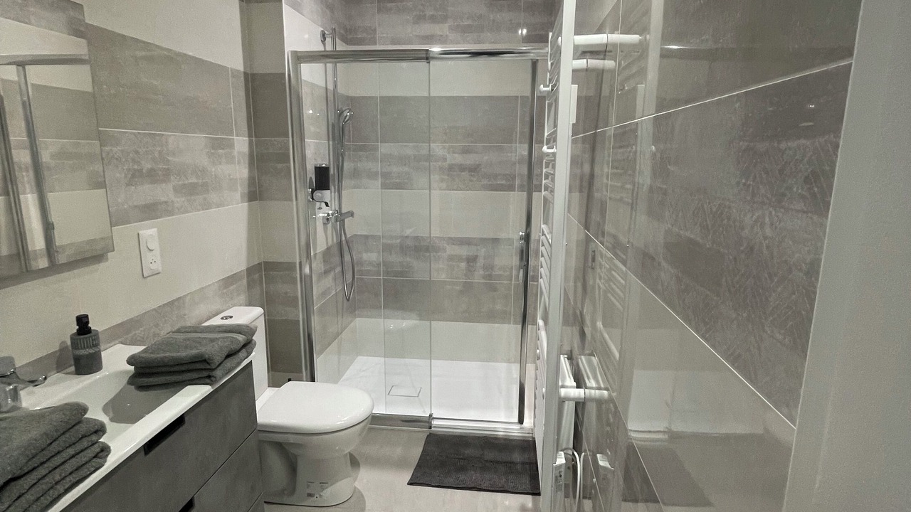 Photo of Bathroom in Chevannes