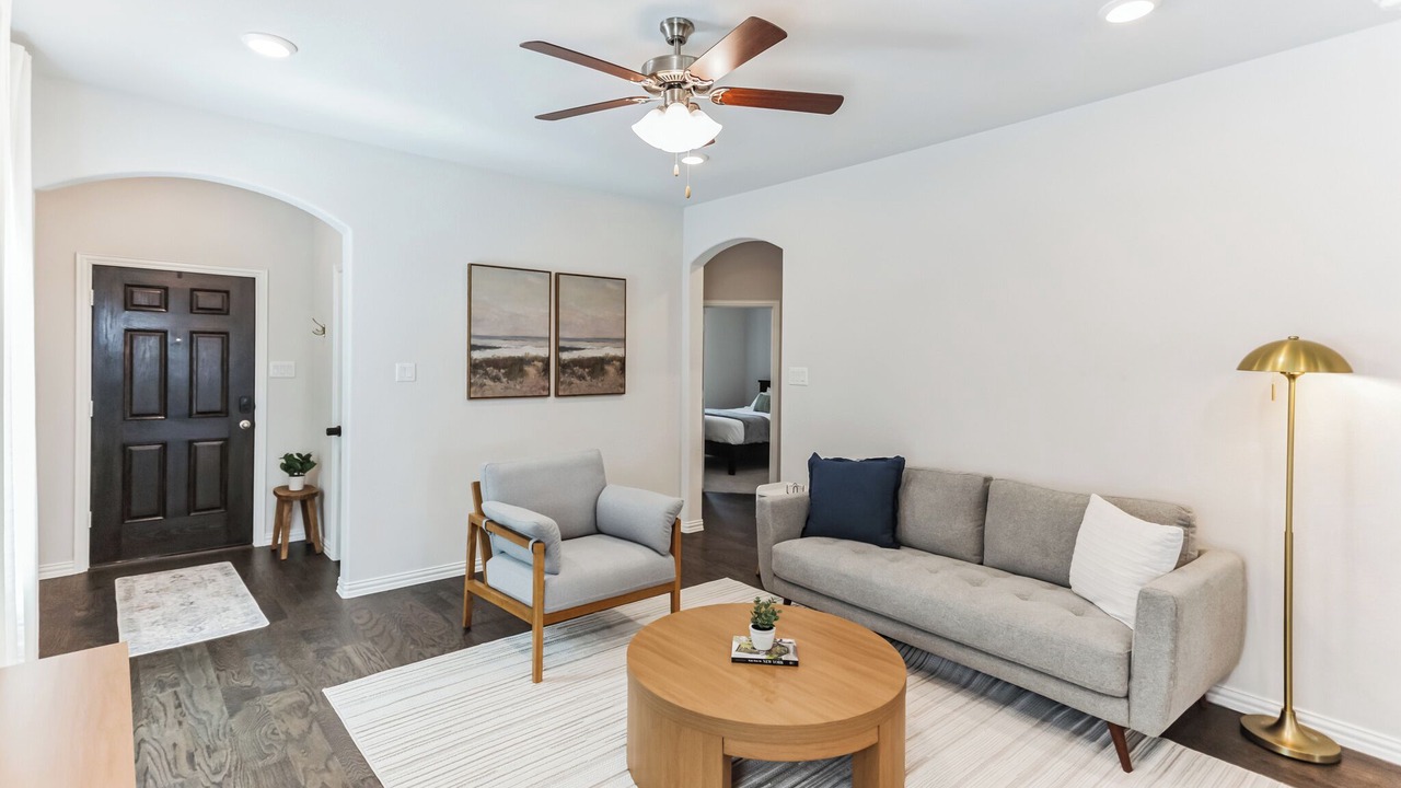 Photo of Livingroom in Justin
