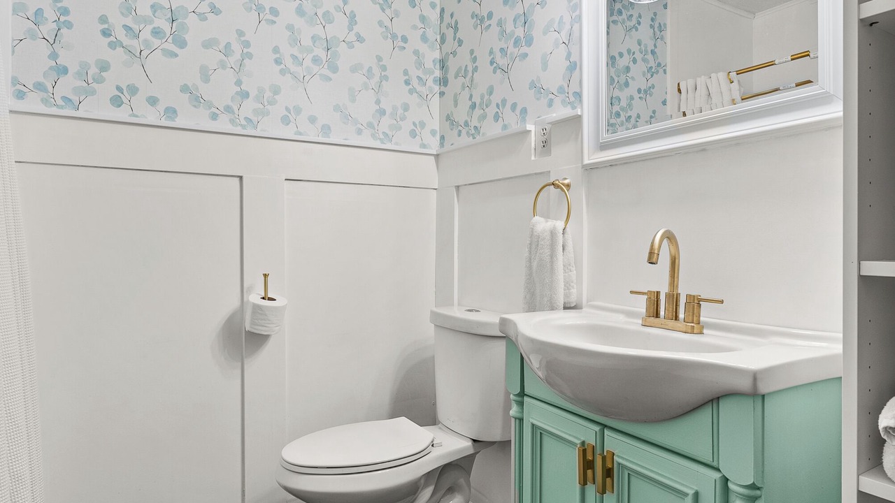 Photo of Bathroom in University District