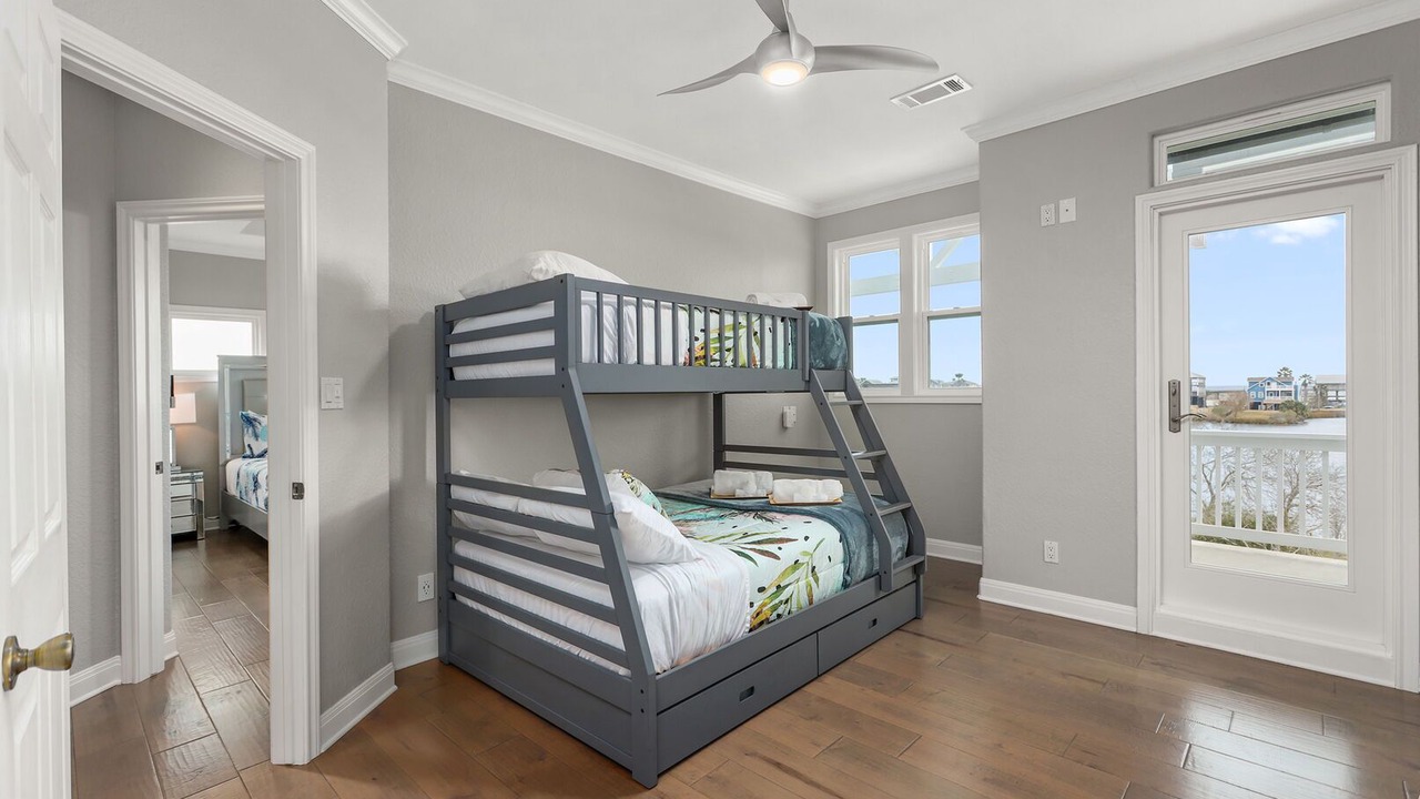 Photo of Bedroom in El Lago