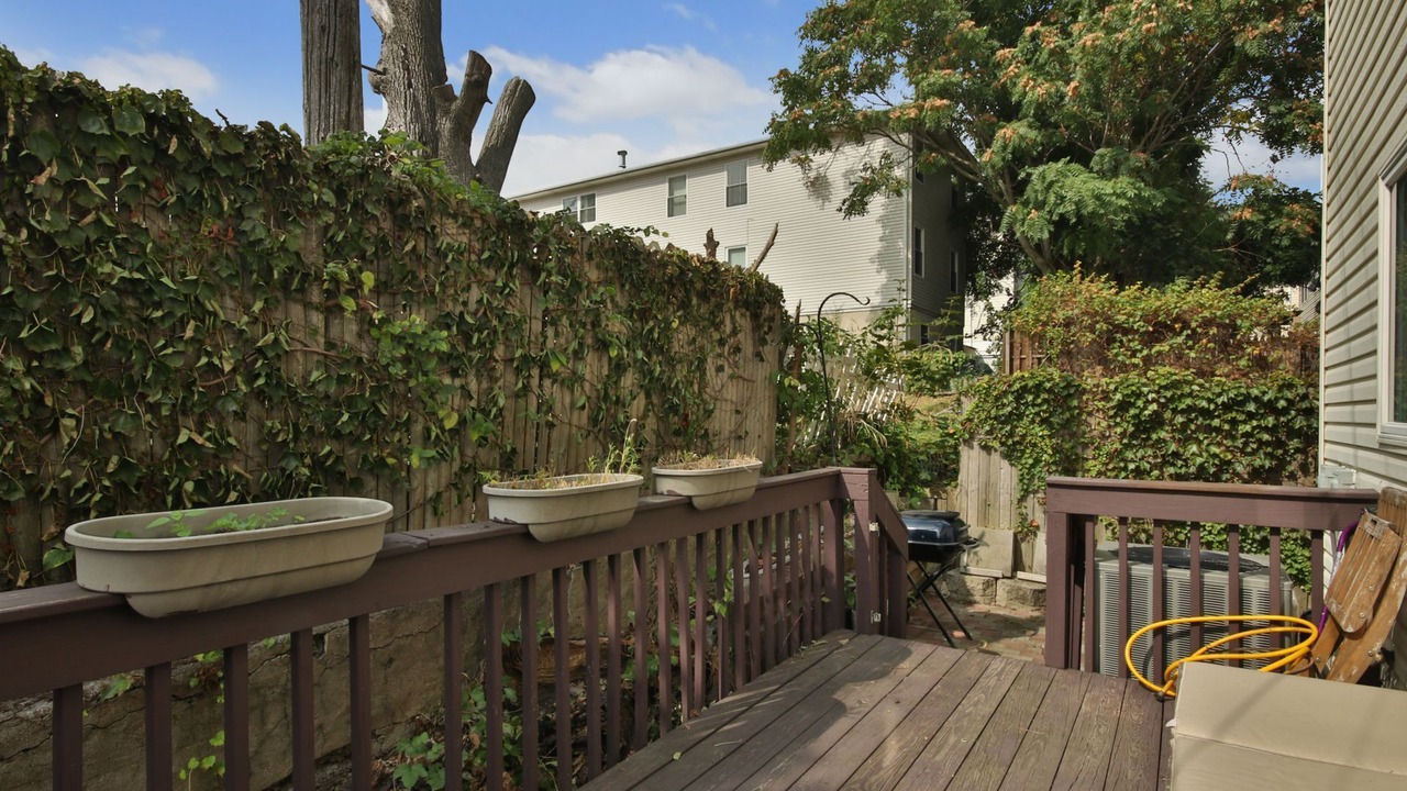 Photo of Outdoor in West New York