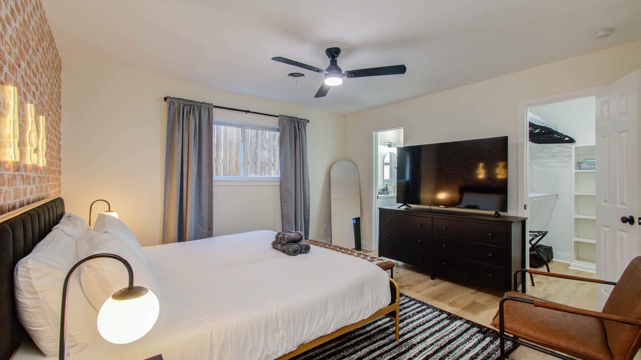 Photo of Bedroom in Braeswood Place