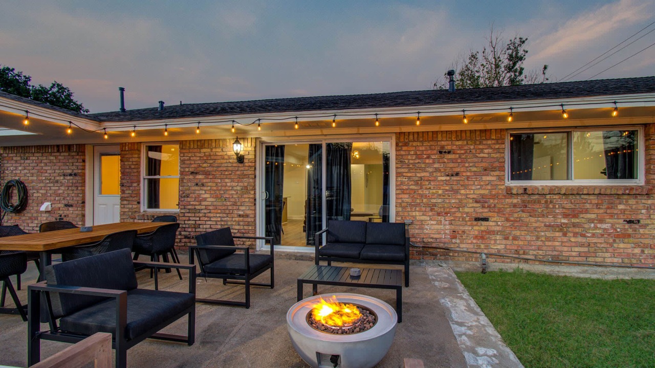 Photo of Outdoor in Braeswood Place