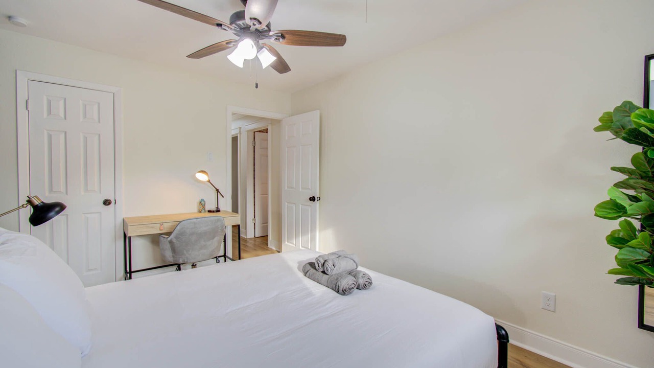 Photo of Bedroom in Braeswood Place