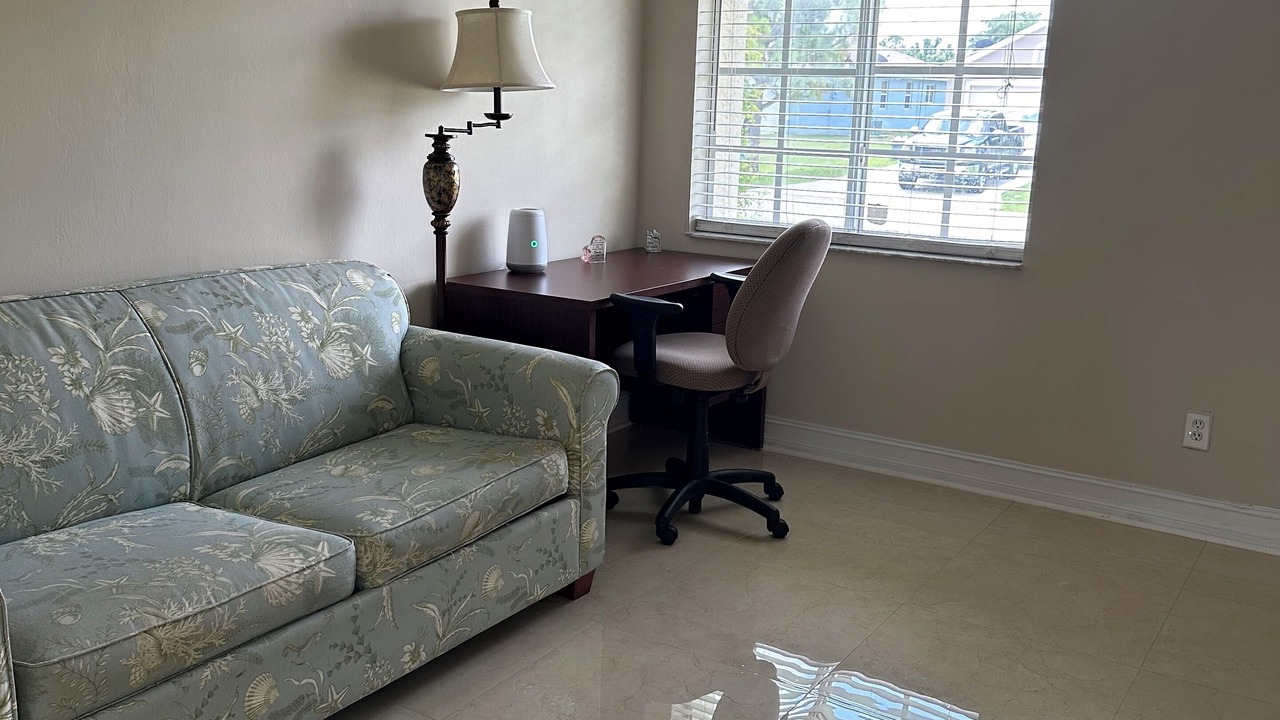 Photo of Livingroom in Lehigh Acres